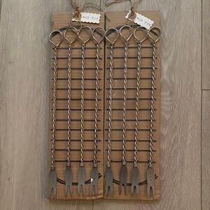 Mud Pie Silver s’more set!  Never used!